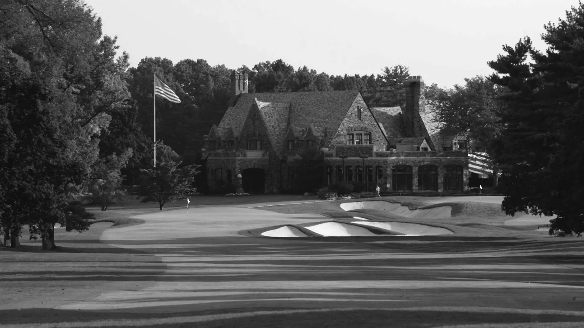 Winged Foot Golf Club Design and Features