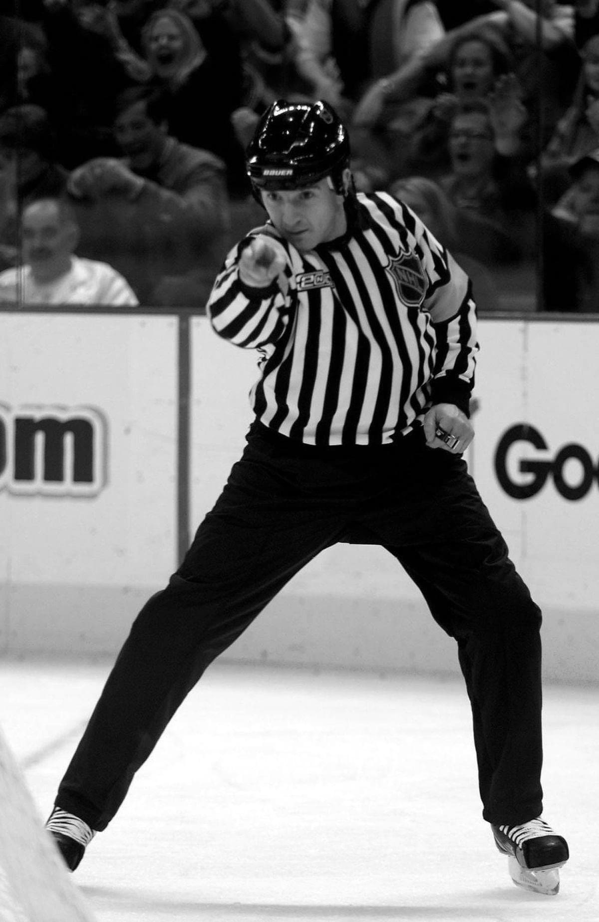 NHL Hockey Referees 32