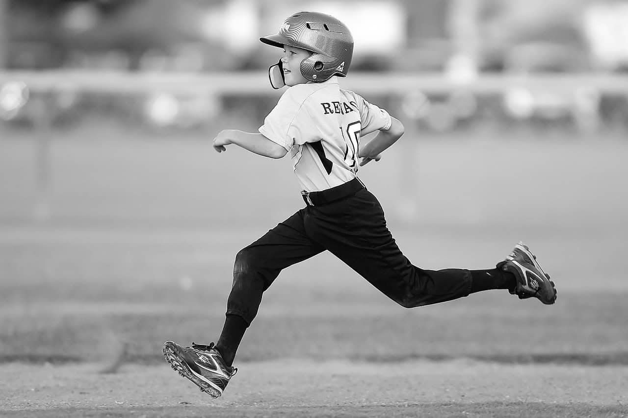 Choosing the Best Youth Baseball Cleats