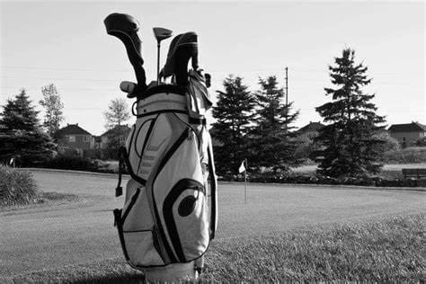 How to Clean a Golf Bag