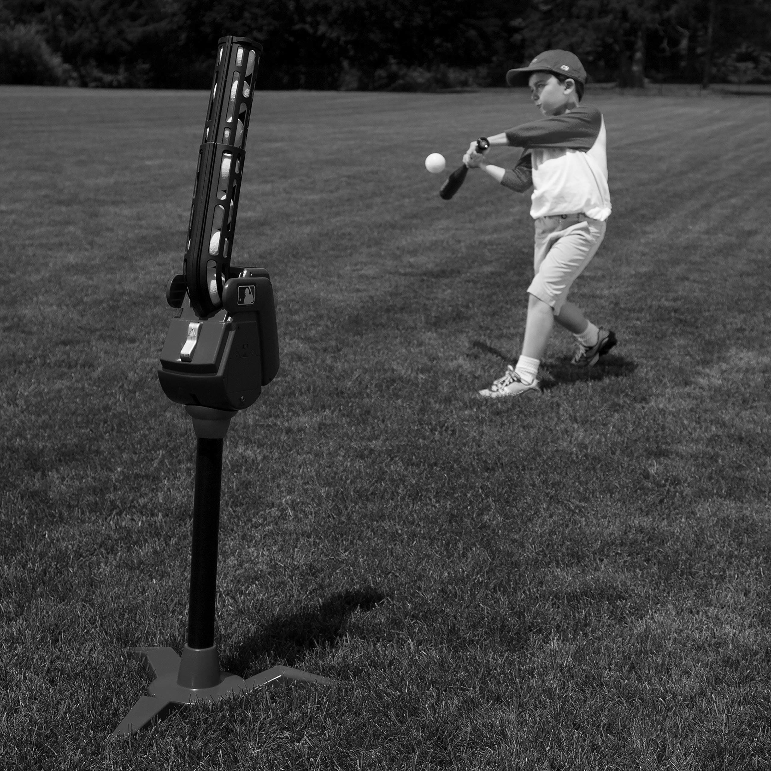 baseball pitching machine