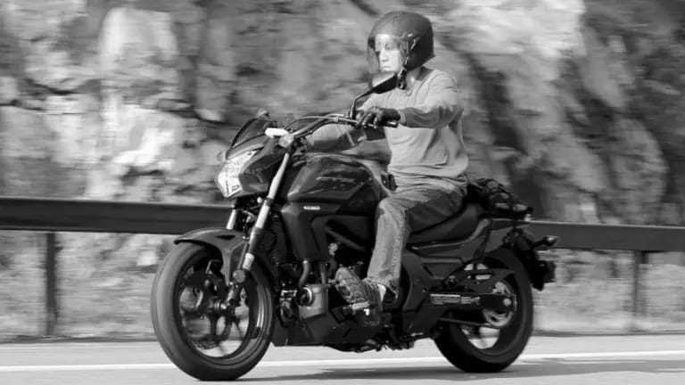 Best Motorcycles for Short Riders