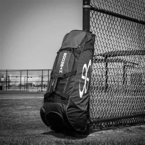 Choosing the Best Rolling Baseball Bag