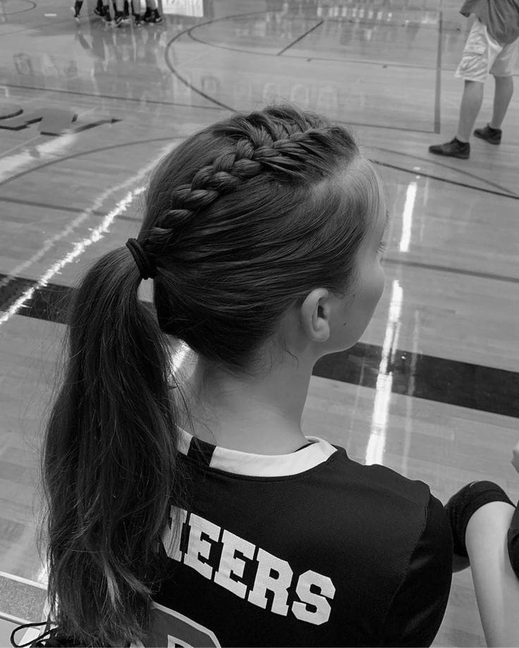 Top 10 Volleyball Hairstyles for Players